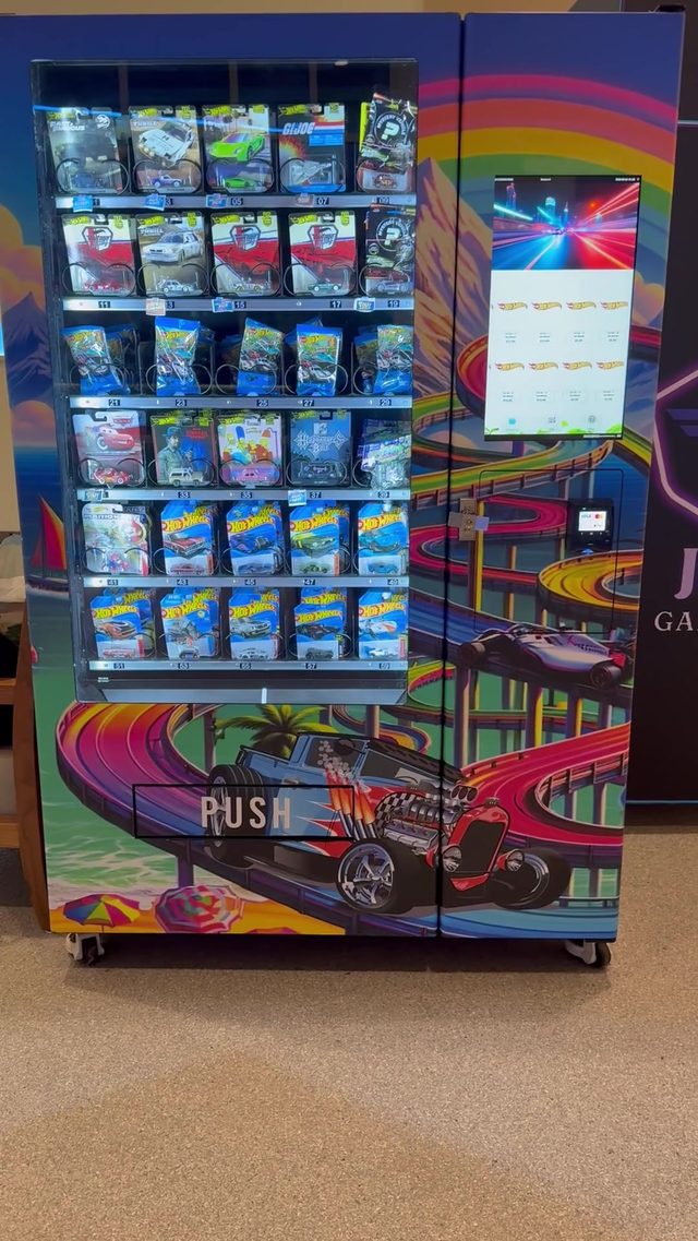 The same machine wrapped for Hot Wheels, live at Tanger Outlets Foxwoods